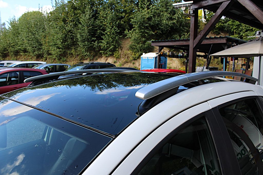 peugeot-207-1-6i-i-sw - 9