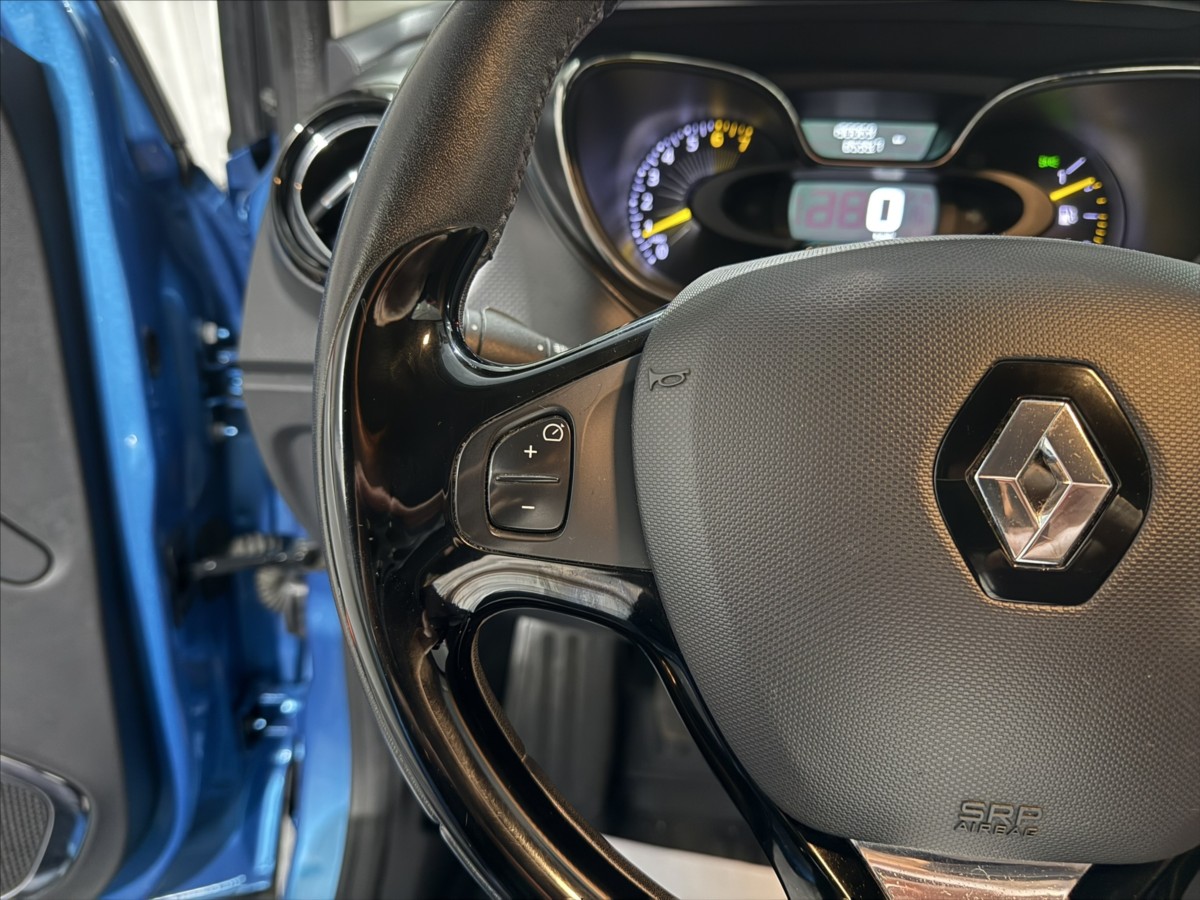 renault-captur-0-9-tce-kamera-vyhrev-alu - 7