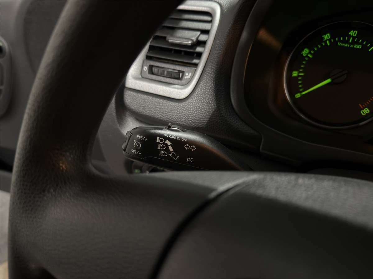 skoda-fabia-1-2-tsi-style-tempo-tazne - 8