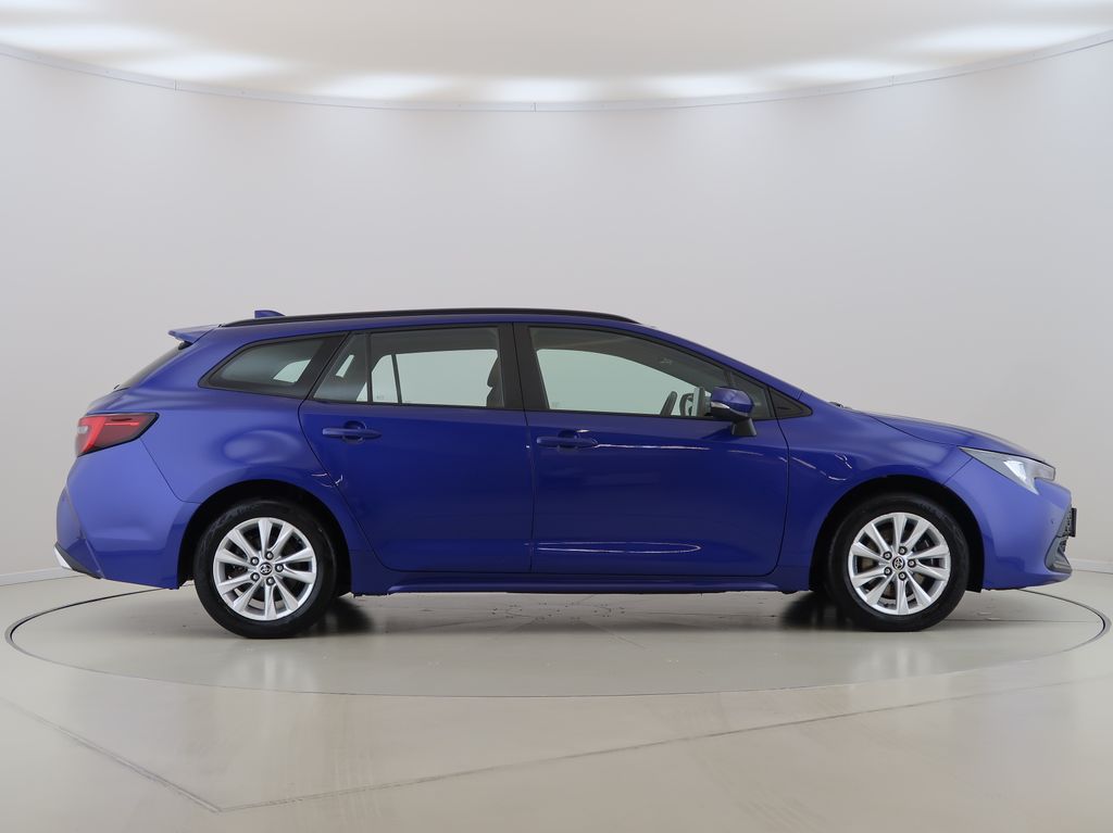 toyota-corolla-2-0-hybrid-e-cvt-comfort-cz-1maj - 3