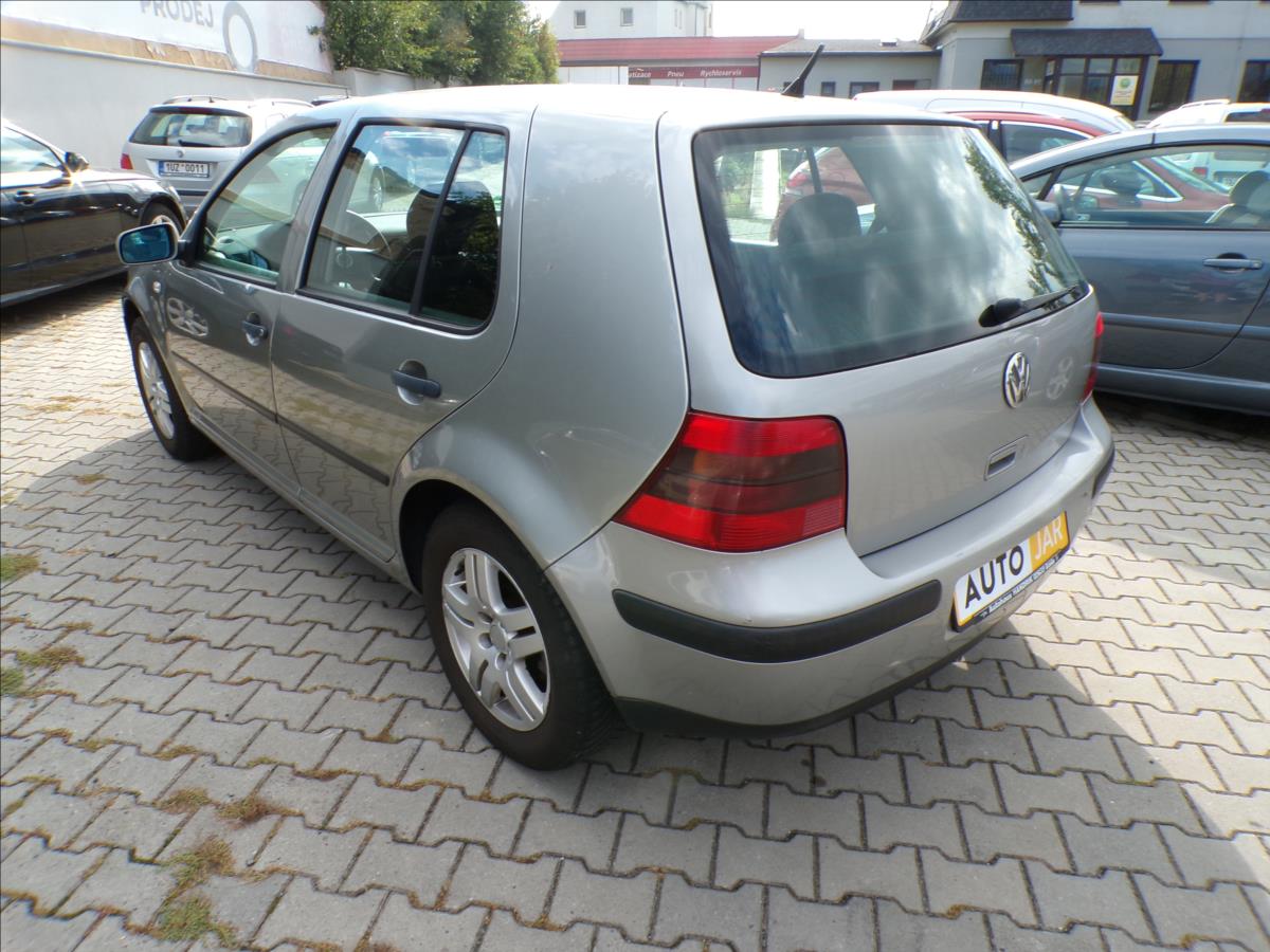 volkswagen-golf-1-4-16v-klimatizace - 3