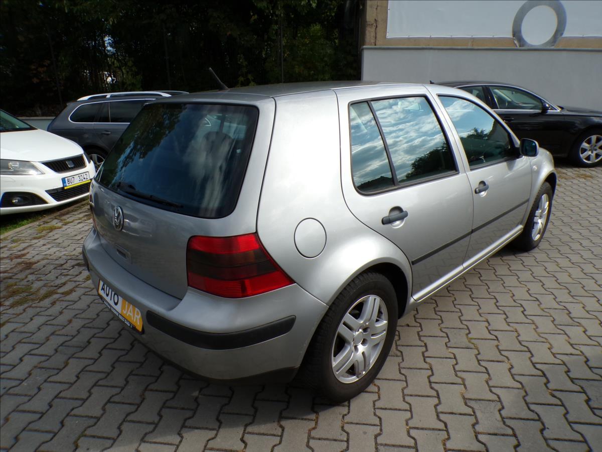 volkswagen-golf-1-4-16v-klimatizace - 4