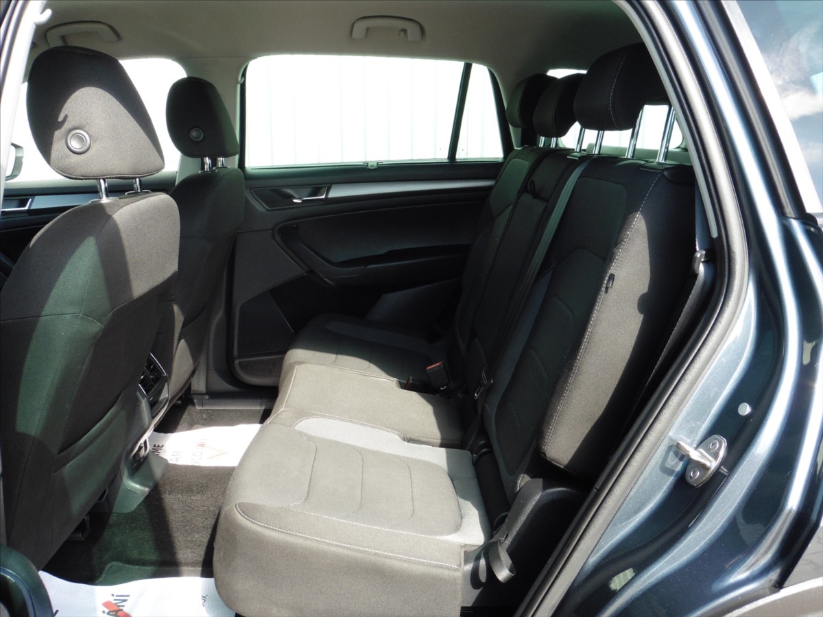 skoda-kodiaq-2-0-tdi-style-4x4-dsg-7-mist - 9