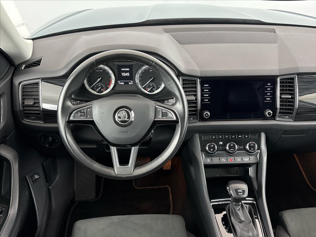 skoda-kodiaq-2-0-tdi-style-plus-4x4-7dsg - 4