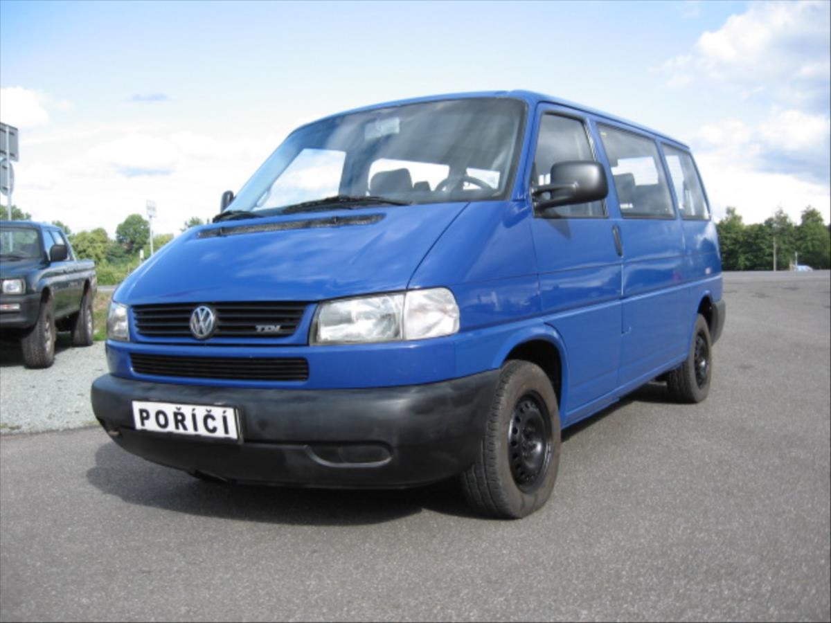 Volkswagen Caravelle 2,5 TDi 9 Míst