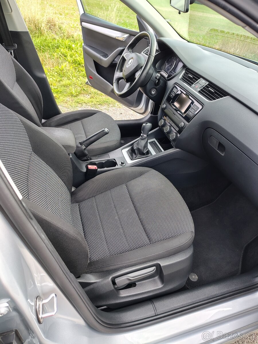 skoda-octavia-1-2-tsi-tazne-zar - 8