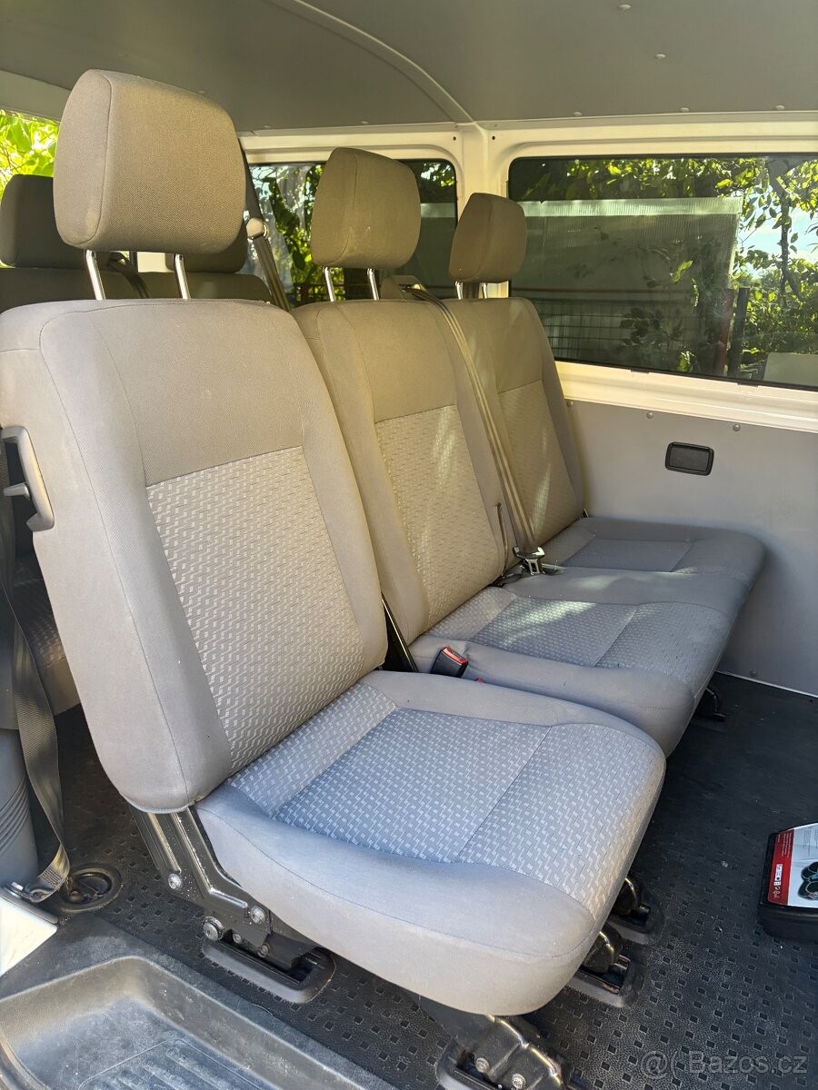volkswagen-transporter-2-0 - 3