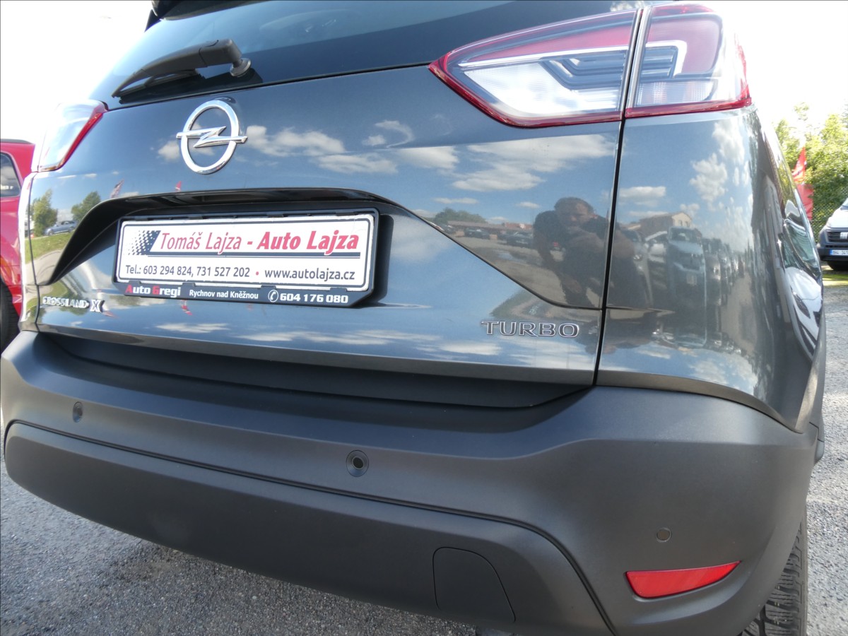 opel-crossland-x-1-2-turbo-96kw-po-servise-2majitel - 9