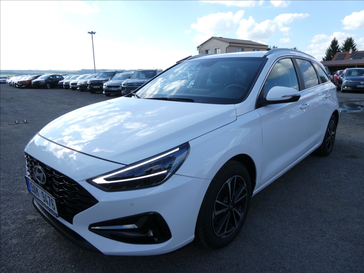 hyundai-i30-1-0-t-gdi-88kw-smart-cr-navigace - 2