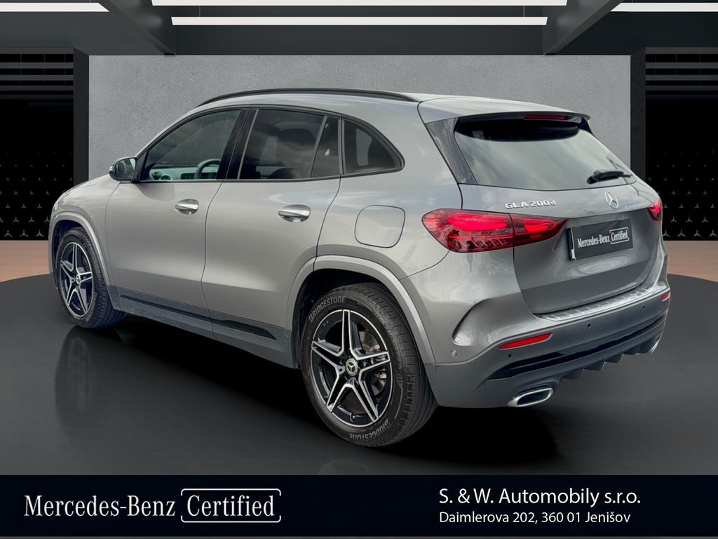 mercedes-benz-gla-gla-200d-4matic-edition-140-years - 6