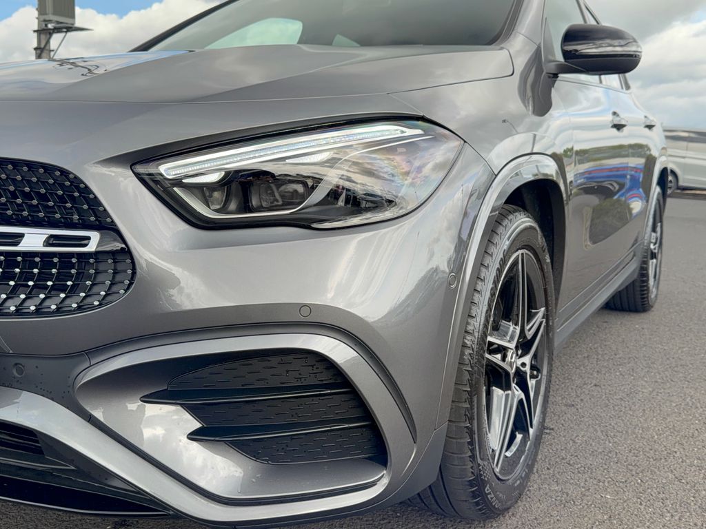 mercedes-benz-gla-gla-200d-4matic-edition-140-years - 8
