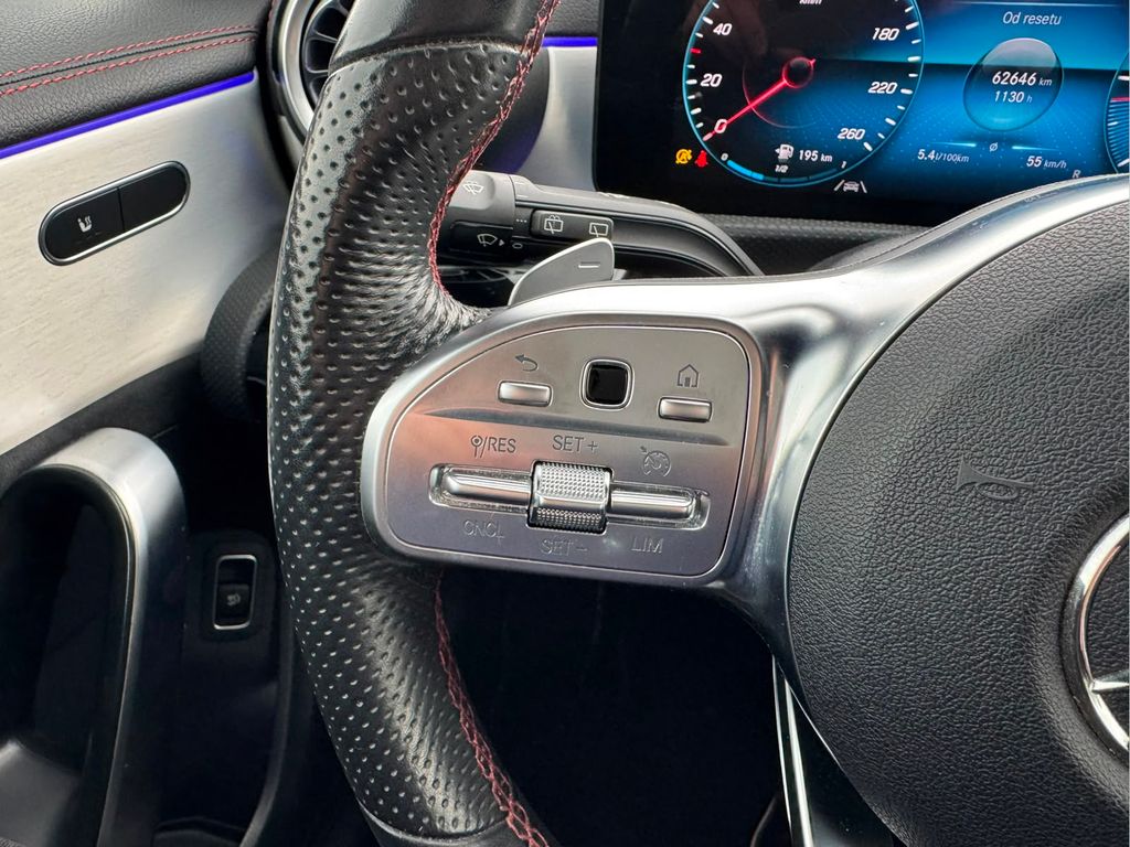 mercedes-benz-cla-200d-amg-line - 8