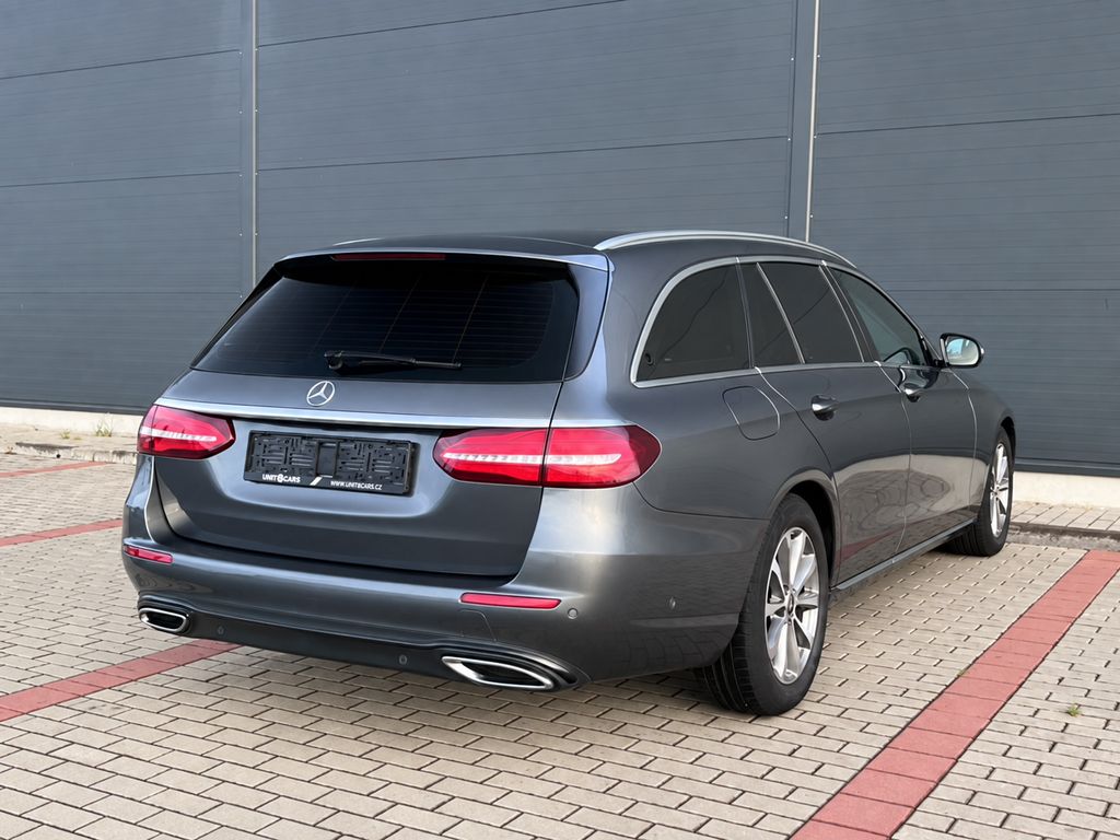 mercedes-benz-tridy-e-220d-business-p-kamera-tazne-z - 3