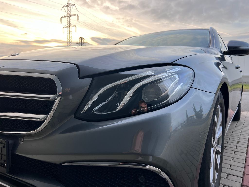 mercedes-benz-tridy-e-220d-business-p-kamera-tazne-z - 8