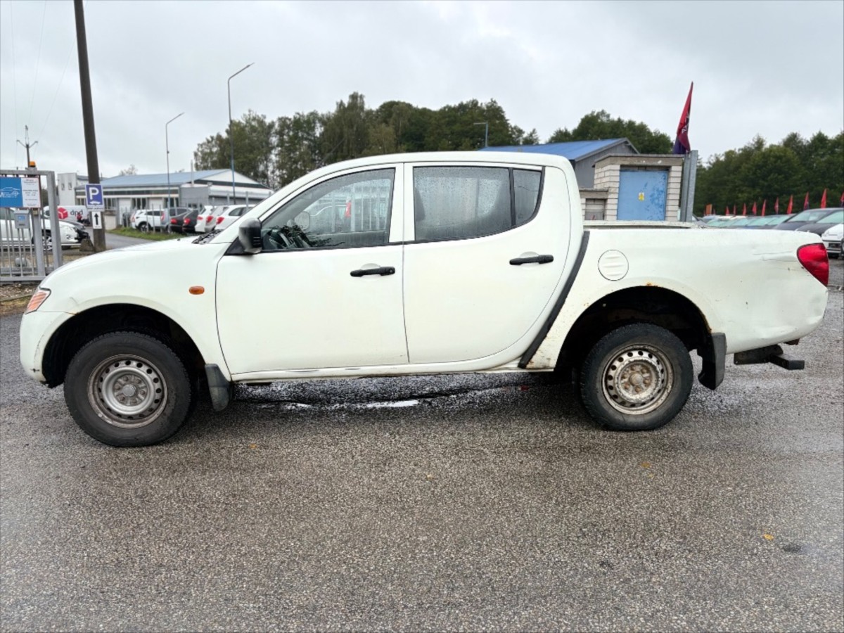 mitsubishi-l200-2-5-di-d-4x4 - 5