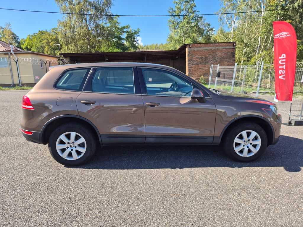 volkswagen-touareg-3-0tdi-150kw-4x4-tazne - 7