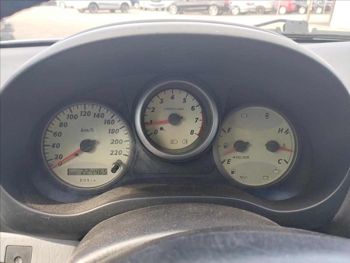 toyota-rav4-2-0 - 9