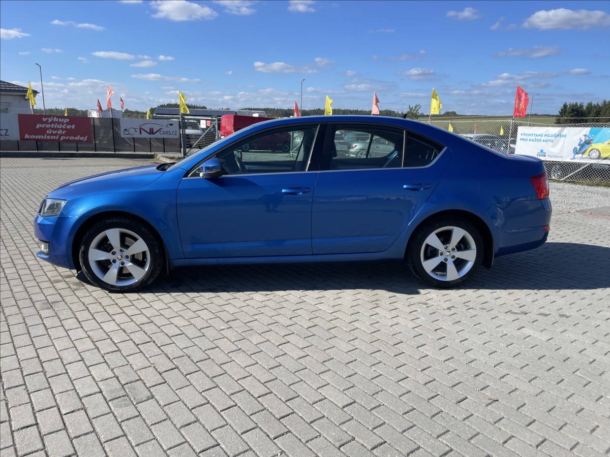 skoda-octavia-1-8-tsi-132kw-dsg-style-xenon-led-czauto - 1