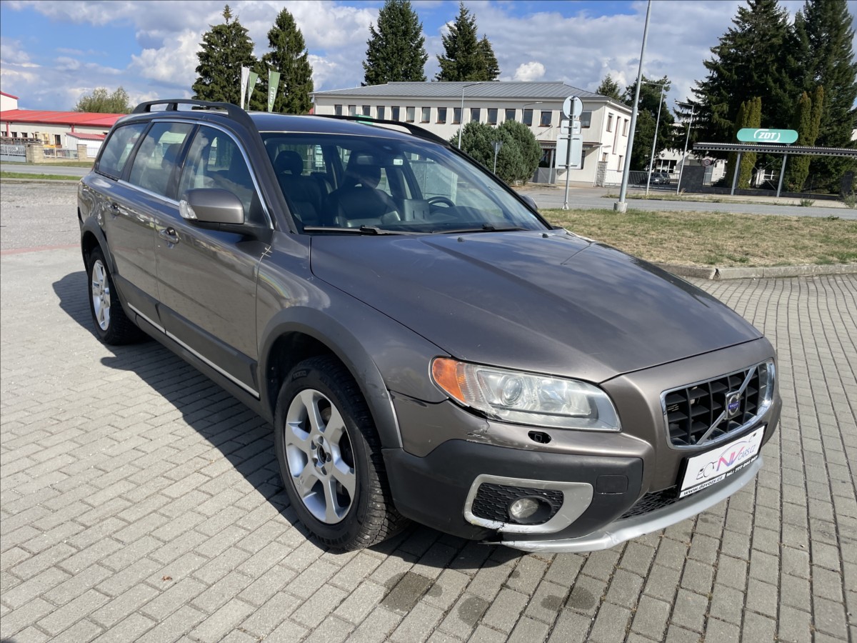 volvo-xc70-2-4-d5-151kw-awd-geartronic-momentum-tazne-gps-xenon - 5