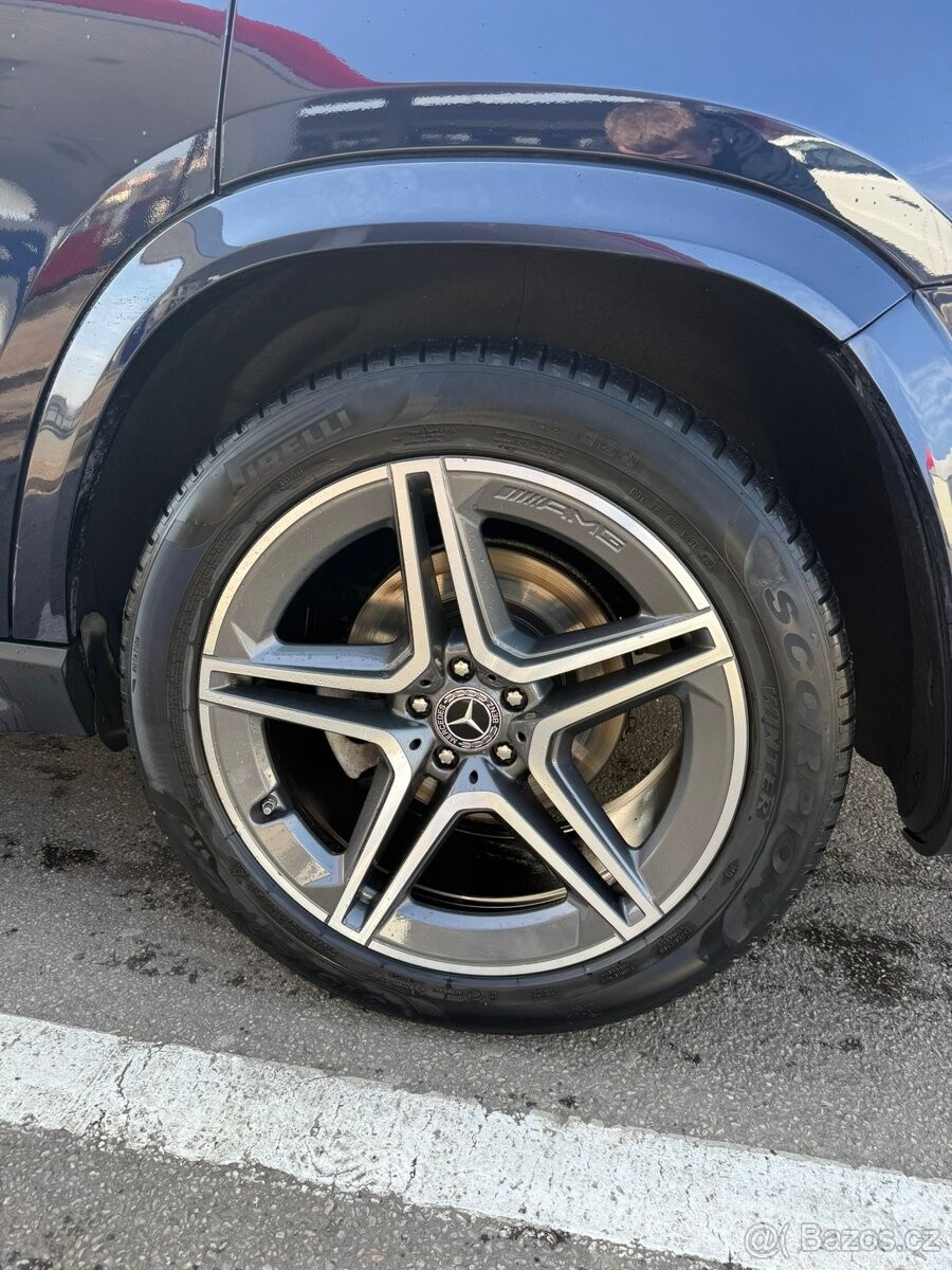 mercedes-benz-gls-350d-bluetec-4matic-210-kw - 4