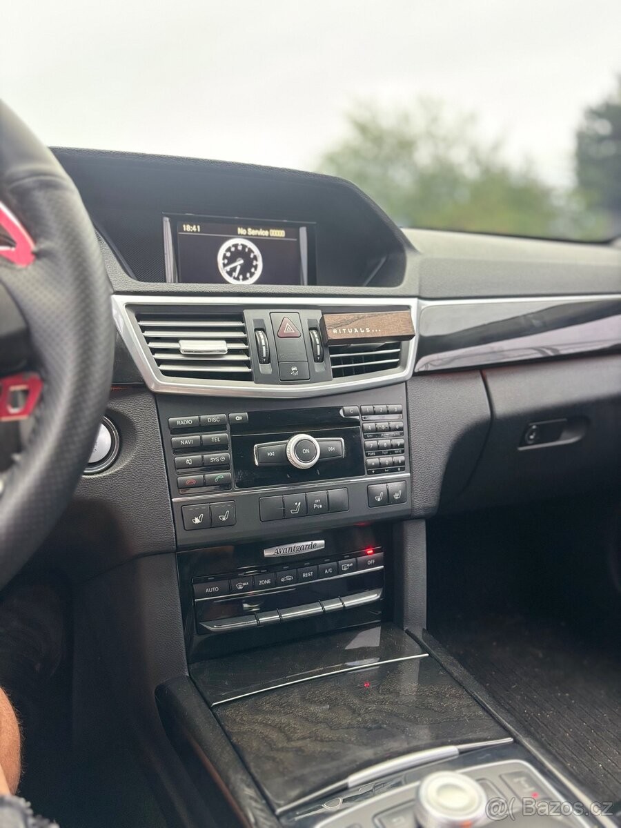 mercedes-benz-tridy-e-e350-cgi-215kw-2009 - 5
