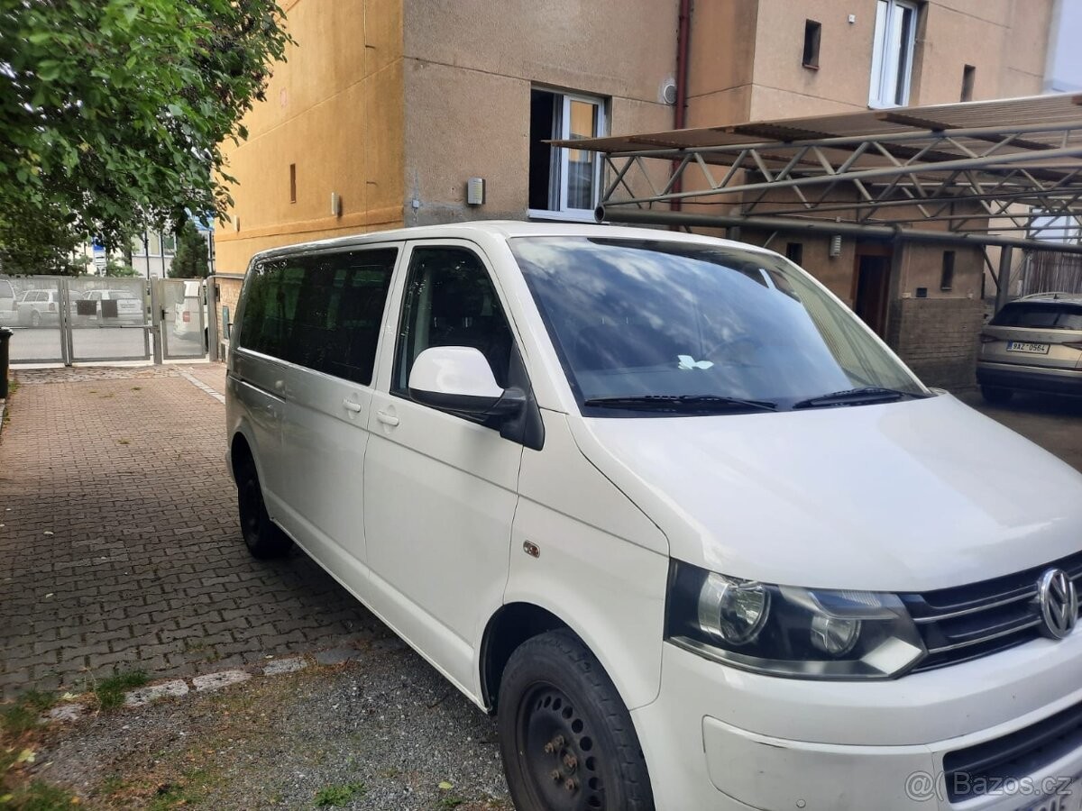 volkswagen-transporter-t5-rok-vyroby-2012 - 1