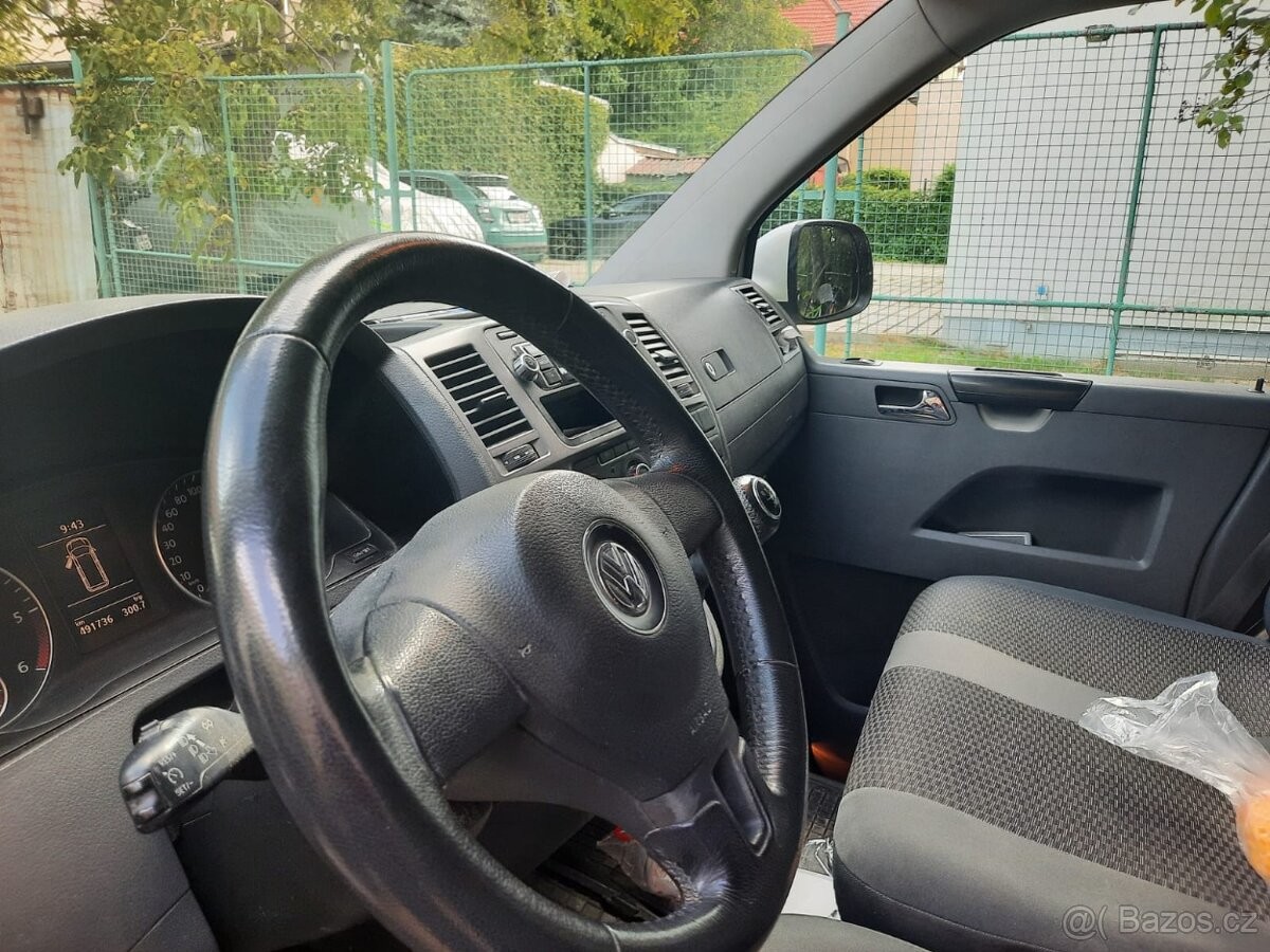 volkswagen-transporter-t5-rok-vyroby-2012 - 2