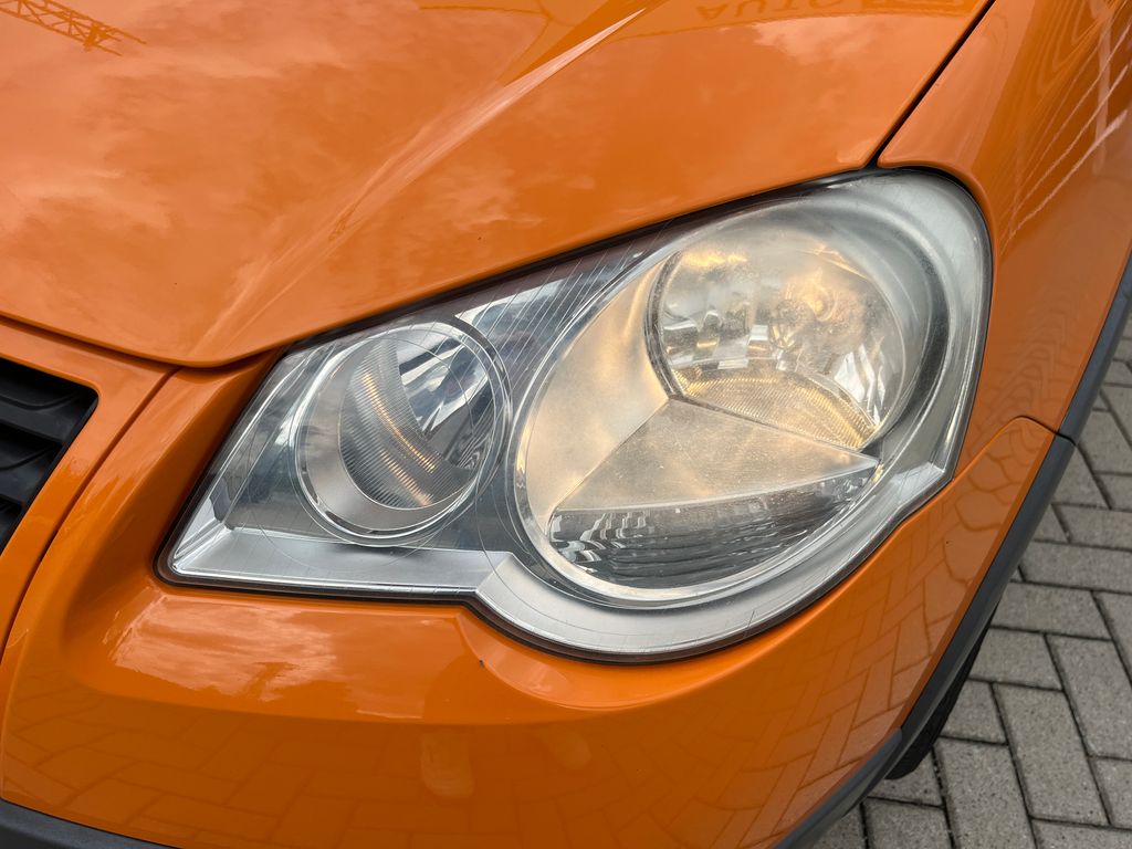 volkswagen-polo-1-9-tdi-74kw-cross - 9