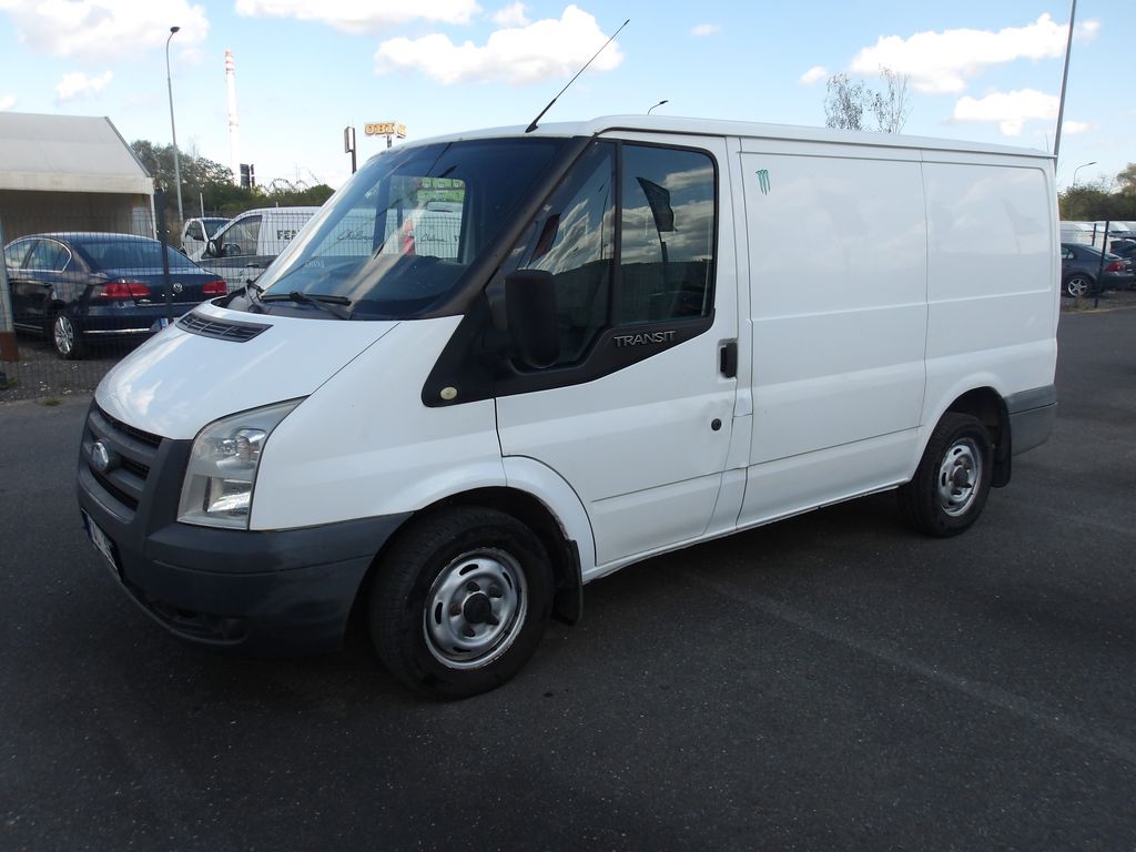 ford-transit-2-2tdci-cr-nova-stk - 1