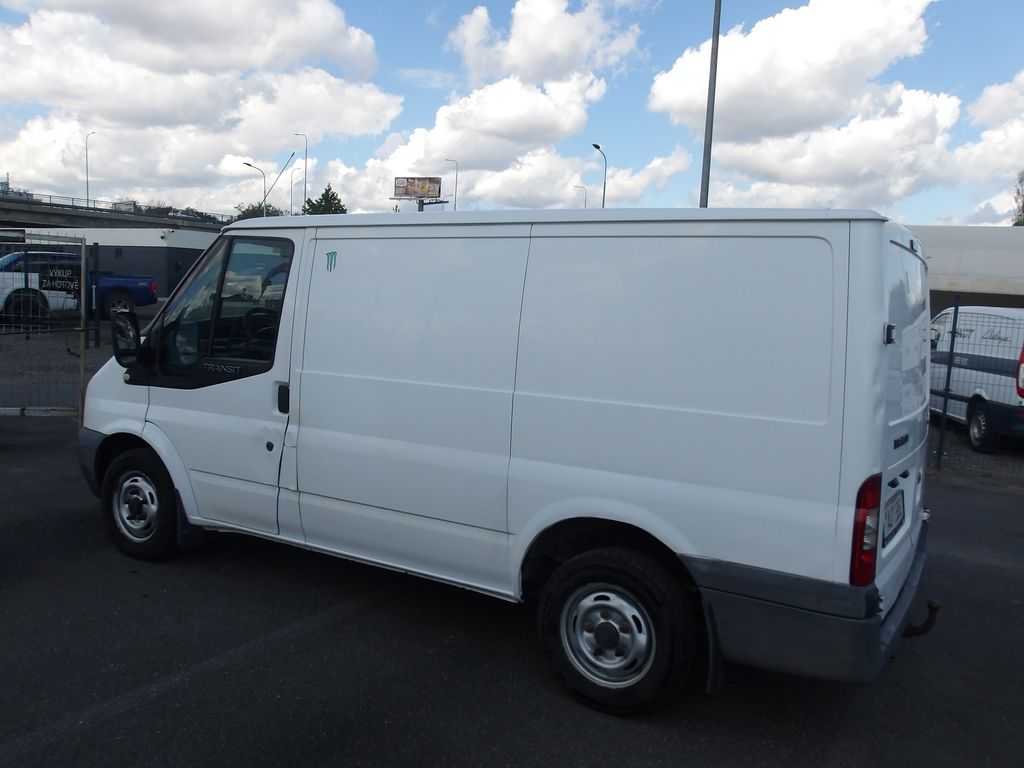 ford-transit-2-2tdci-cr-nova-stk - 3