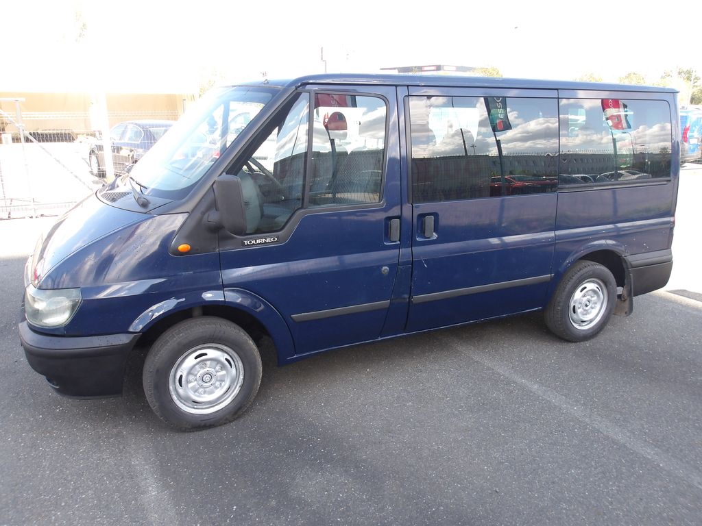 ford-transit-2-0tdci-tourneo-9-mist - 1