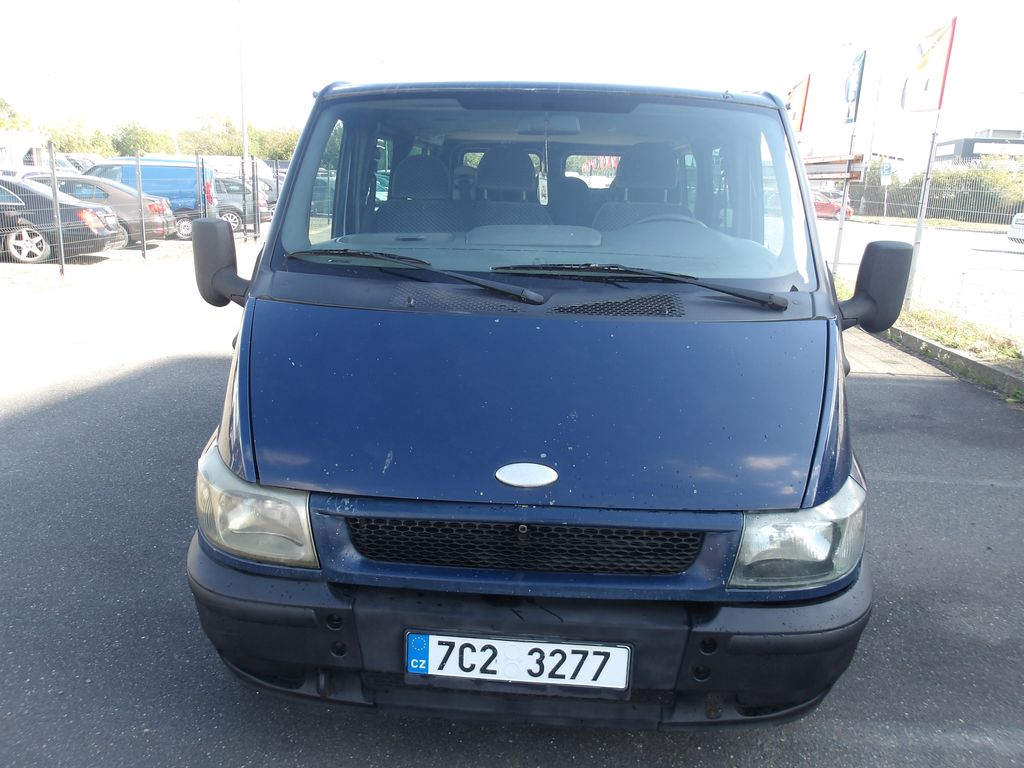 ford-transit-2-0tdci-tourneo-9-mist - 3