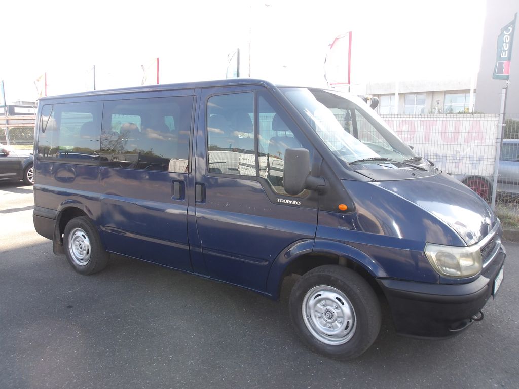 ford-transit-2-0tdci-tourneo-9-mist - 5