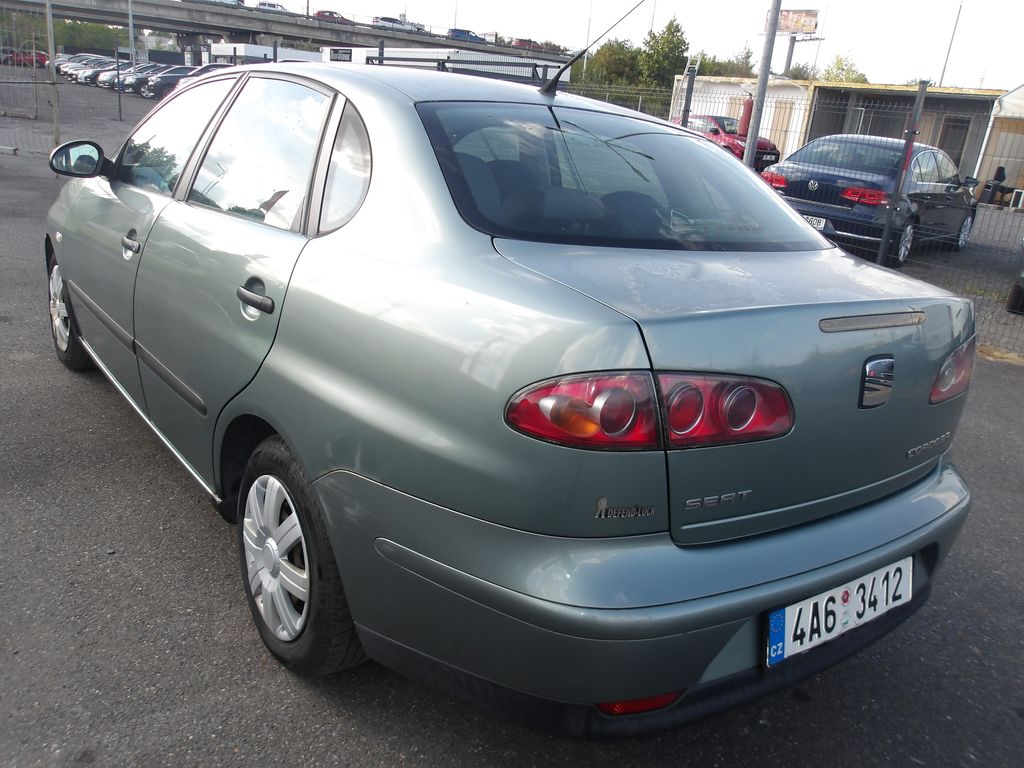 seat-cordoba-1-2i-cr-2-majitel - 4