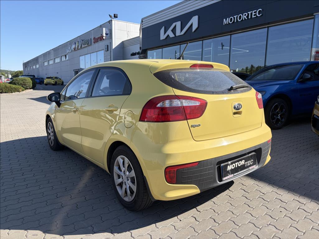 kia-rio-1-2-cvvt-61kw-comfort - 3