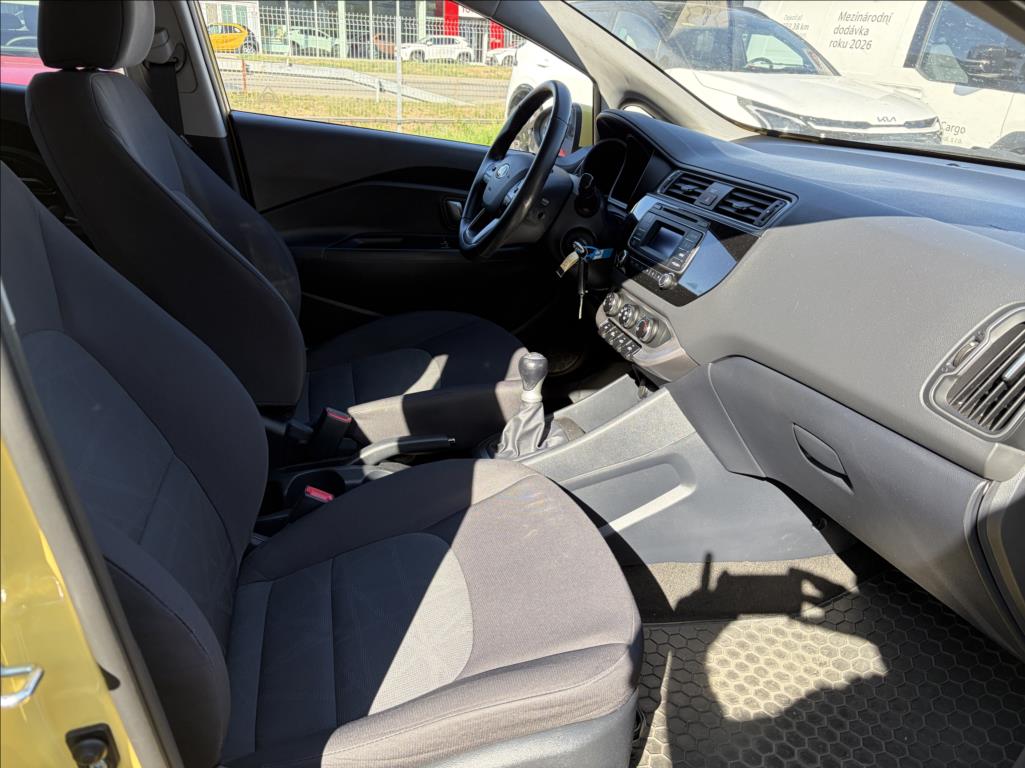 kia-rio-1-2-cvvt-61kw-comfort - 6
