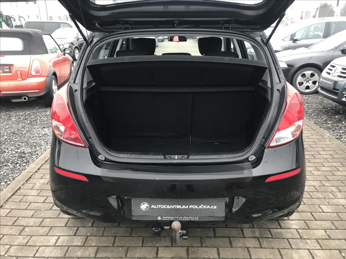 hyundai-i20-1-3-1-2i-63kw-classic - 7
