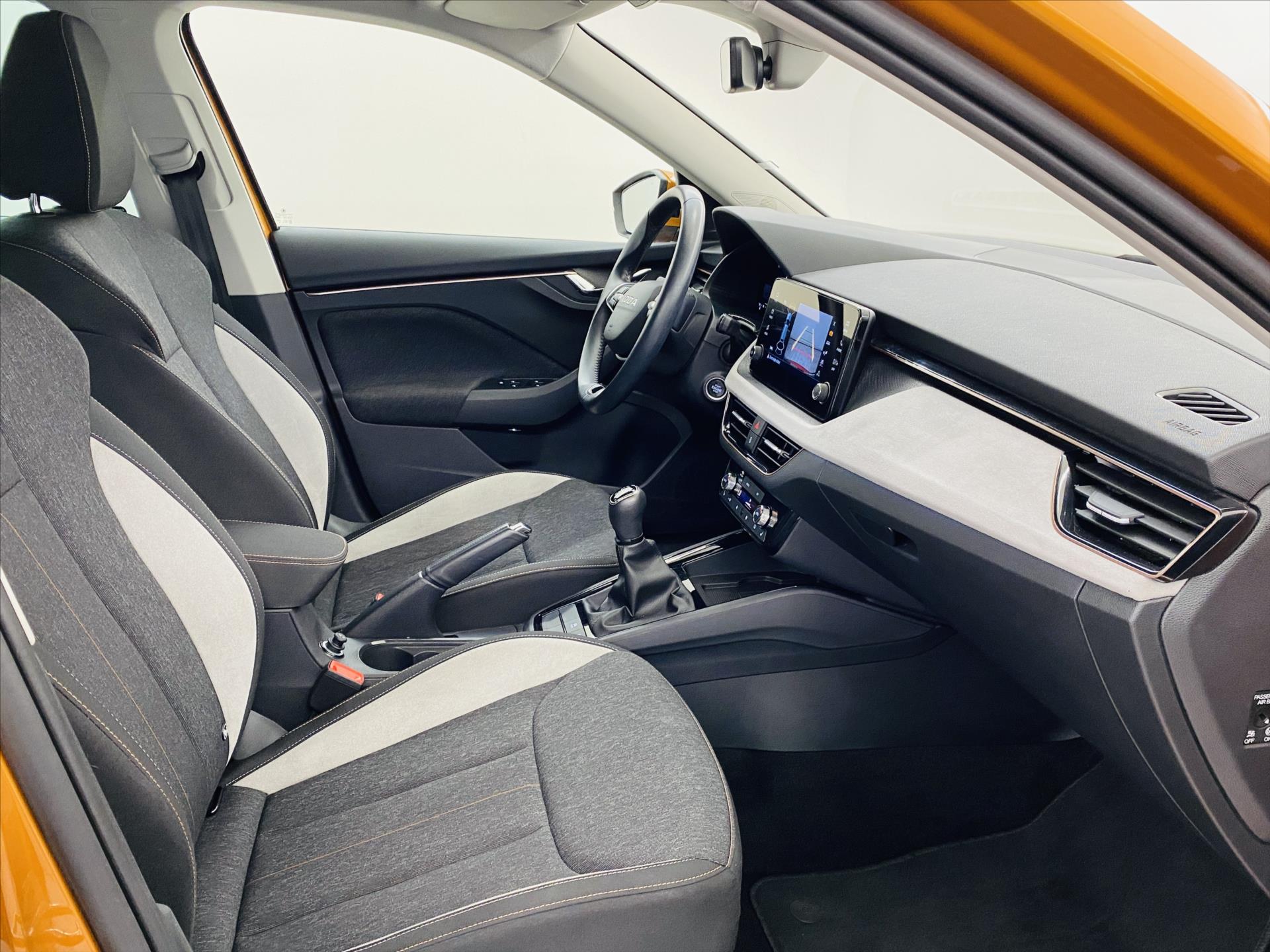 skoda-kamiq-1-0-tsi-85kw-top-selection - 7