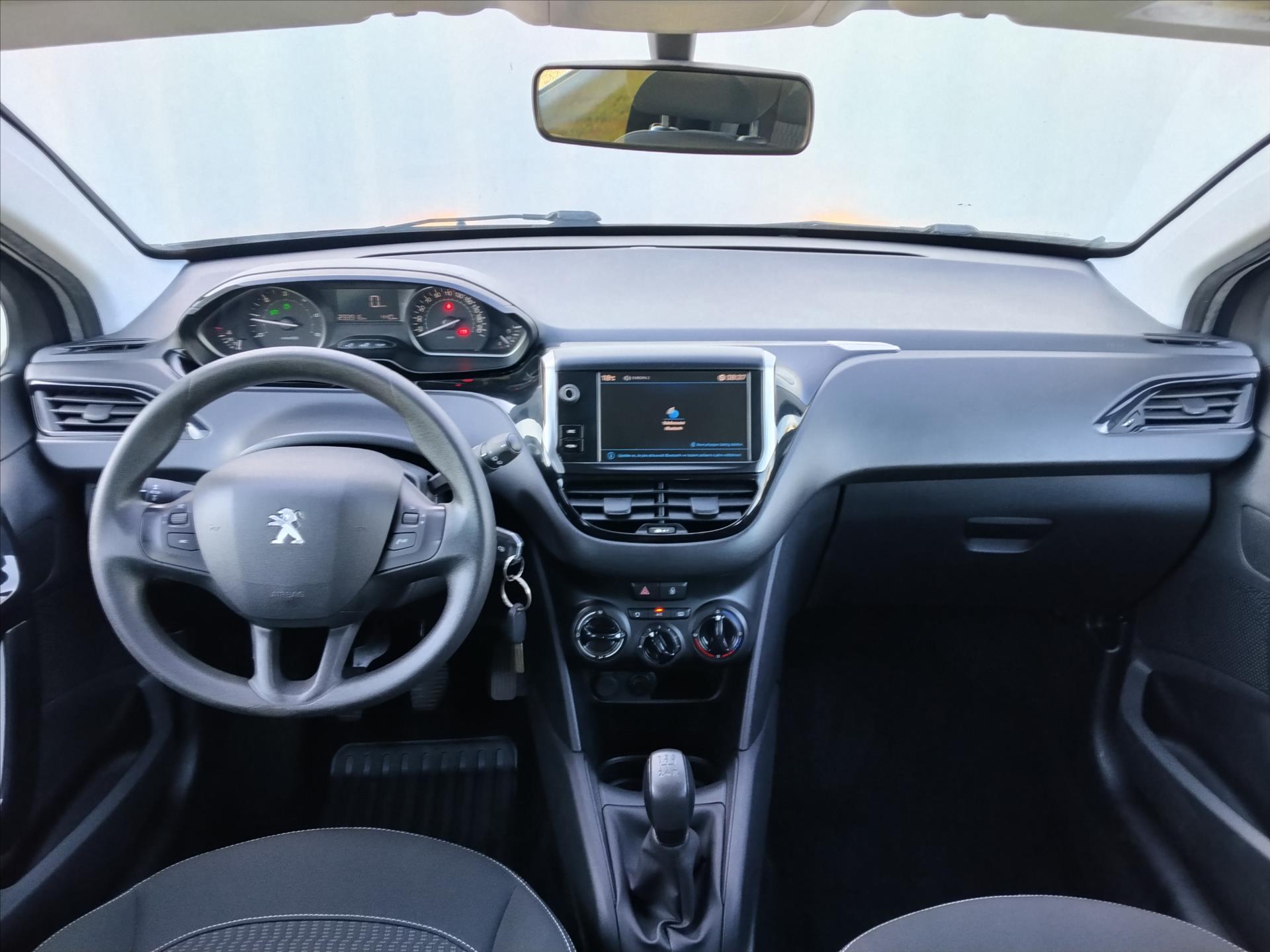 peugeot-208-1-6-1-6-hdi-55kw-klimatizace - 3