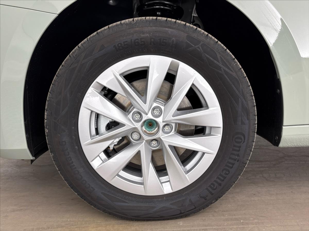 skoda-fabia-1-0-tsi-classic - 5