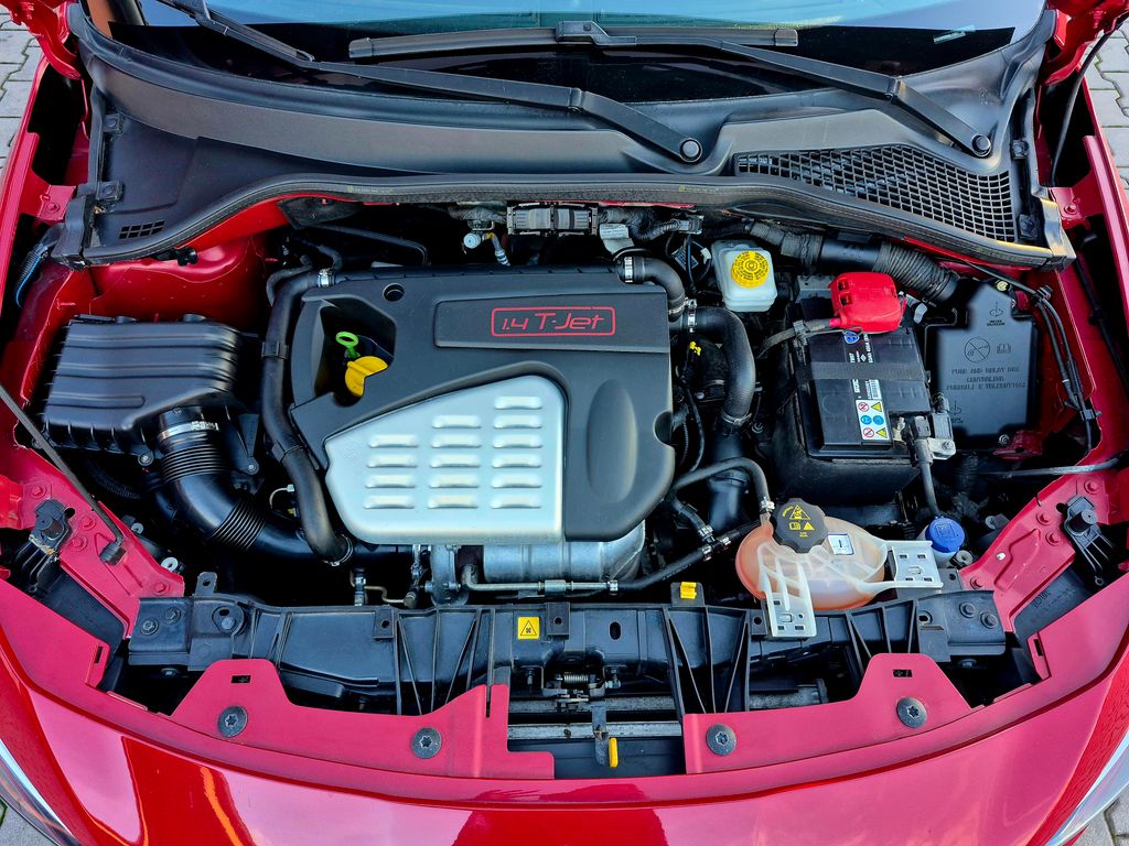 fiat-tipo-1-4-turbo-88kw-lounge - 7