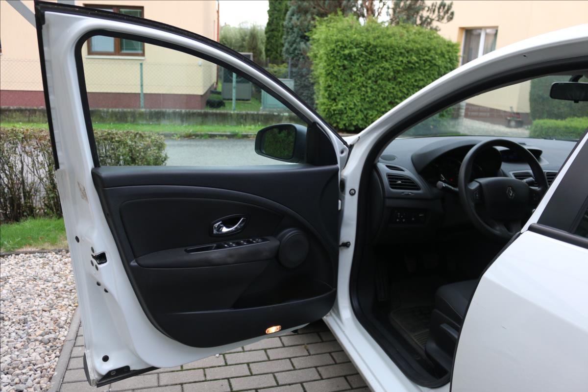renault-fluence-1-6-cr-lpg-nove-stk - 7