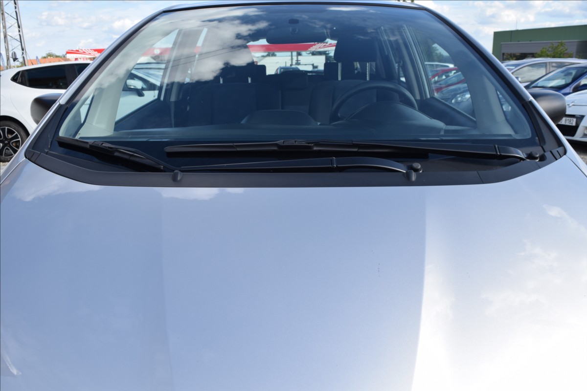 honda-jazz-1-2-i-66kw-alu-klima-nizke-km - 2