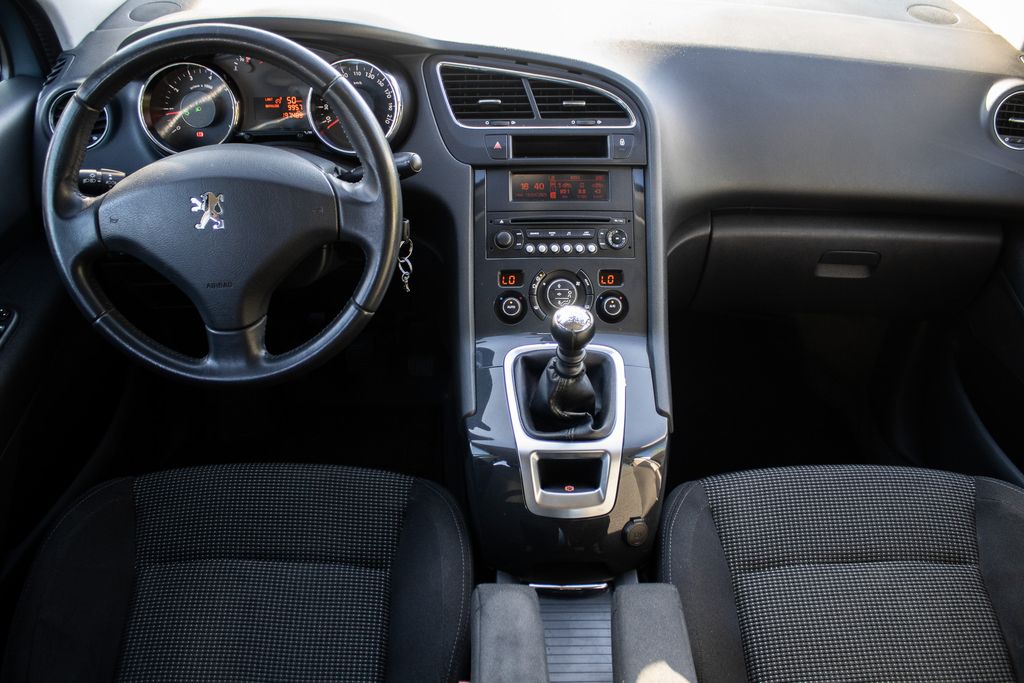 peugeot-5008 - 9