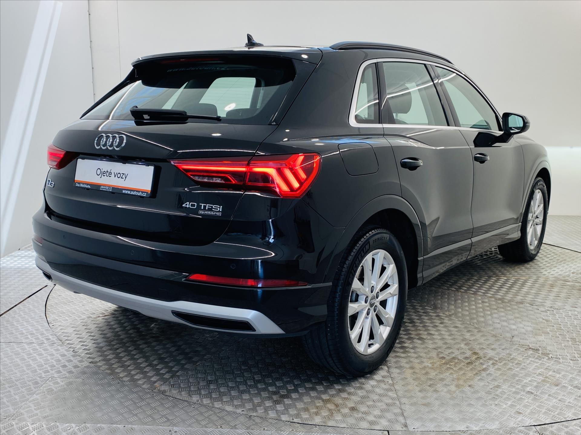 audi-q3-2-0-40-tfsi-quattro - 1