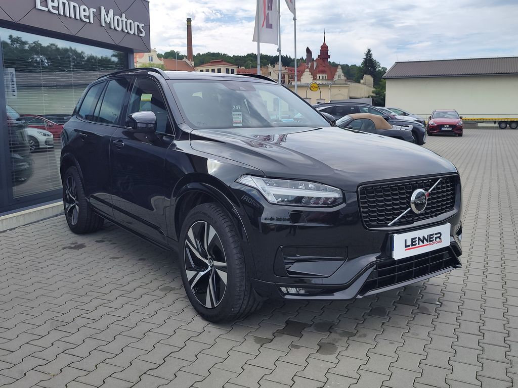volvo-xc90-b5-2-0-173kw-r-design-at-4x4 - 2