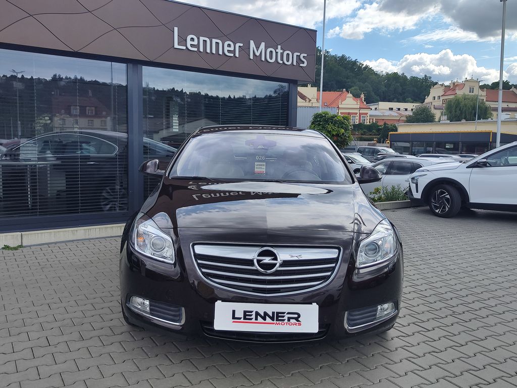opel-insignia-2-0-turbo-184kw-innovation-4x4 - 1