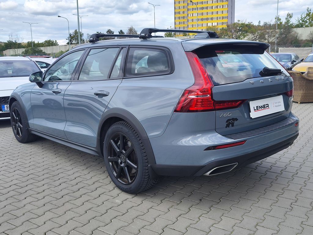 volvo-v60-b4-2-0-145kw-1-majitel-4x4 - 6
