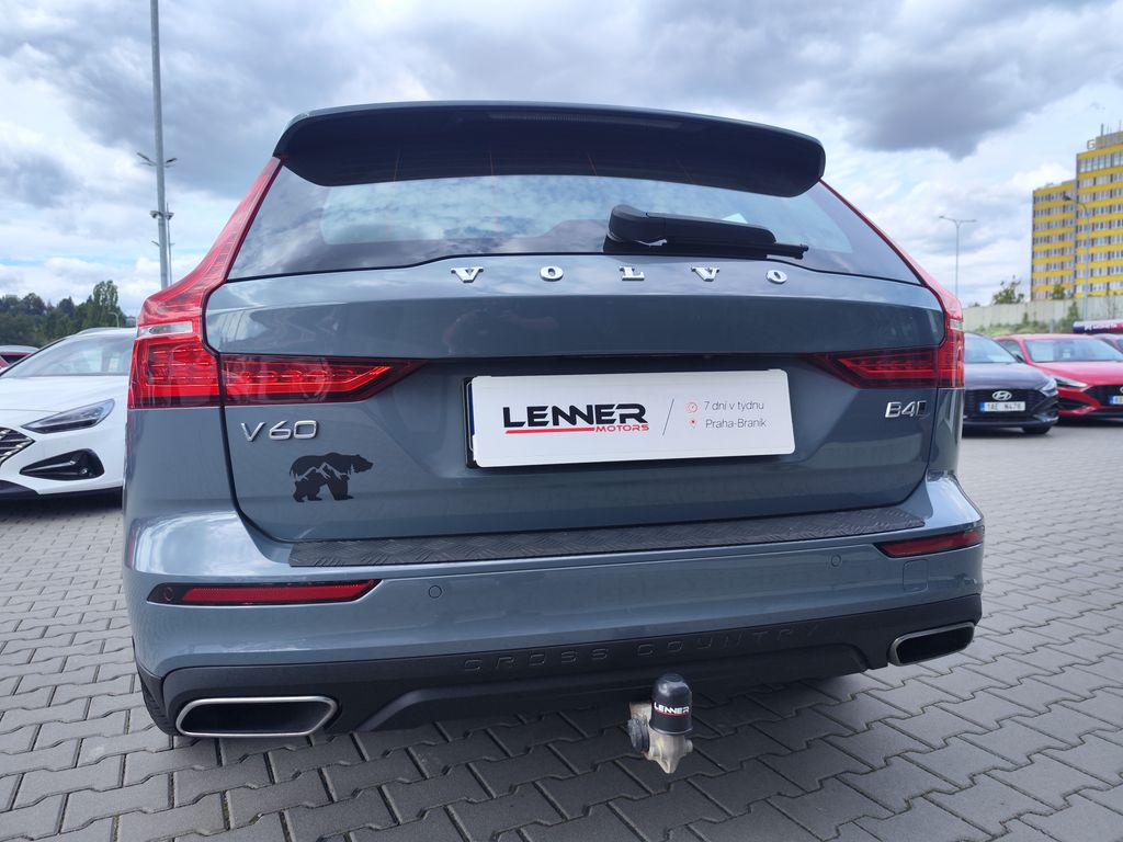 volvo-v60-b4-2-0-145kw-1-majitel-4x4 - 9