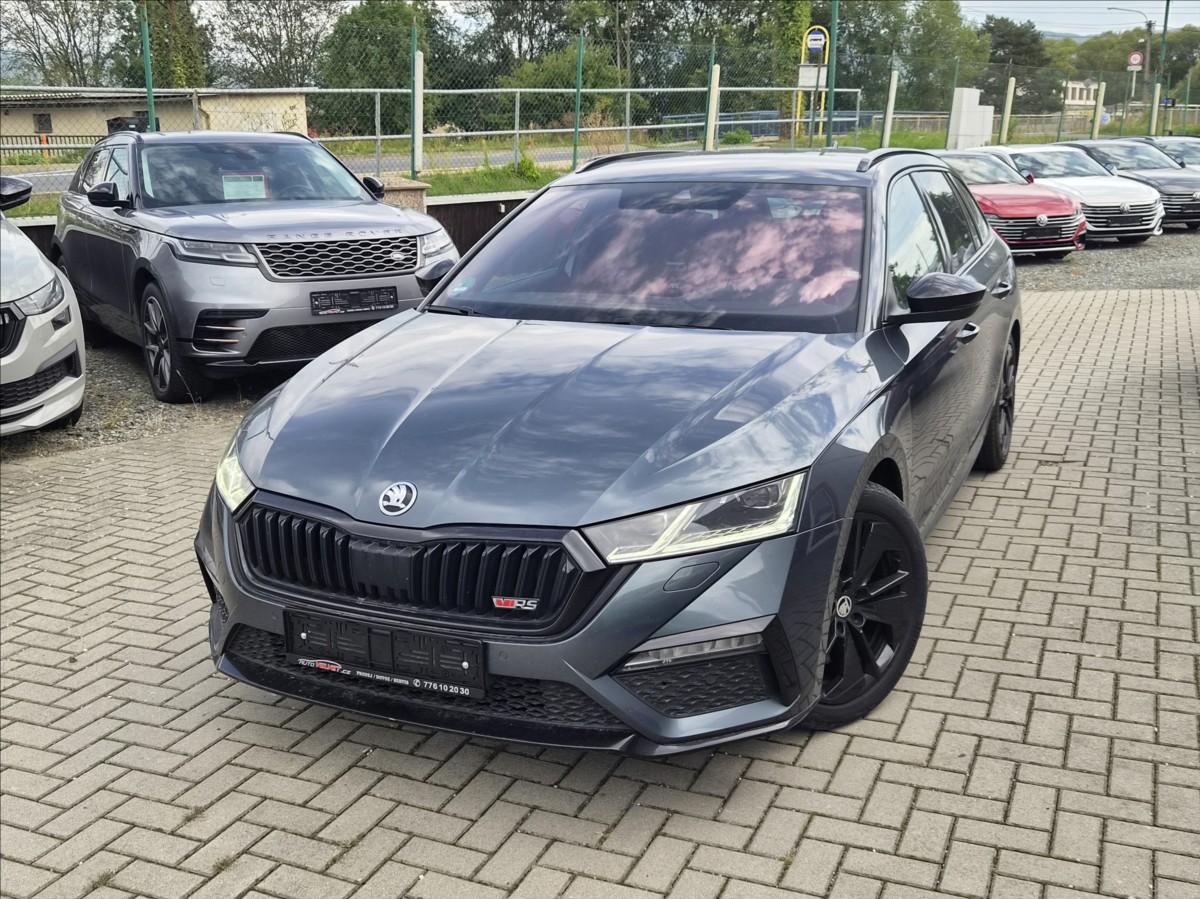 Škoda Octavia 2,0 TSi RS *WEBASTO*CANTON*TAŽNÉ*